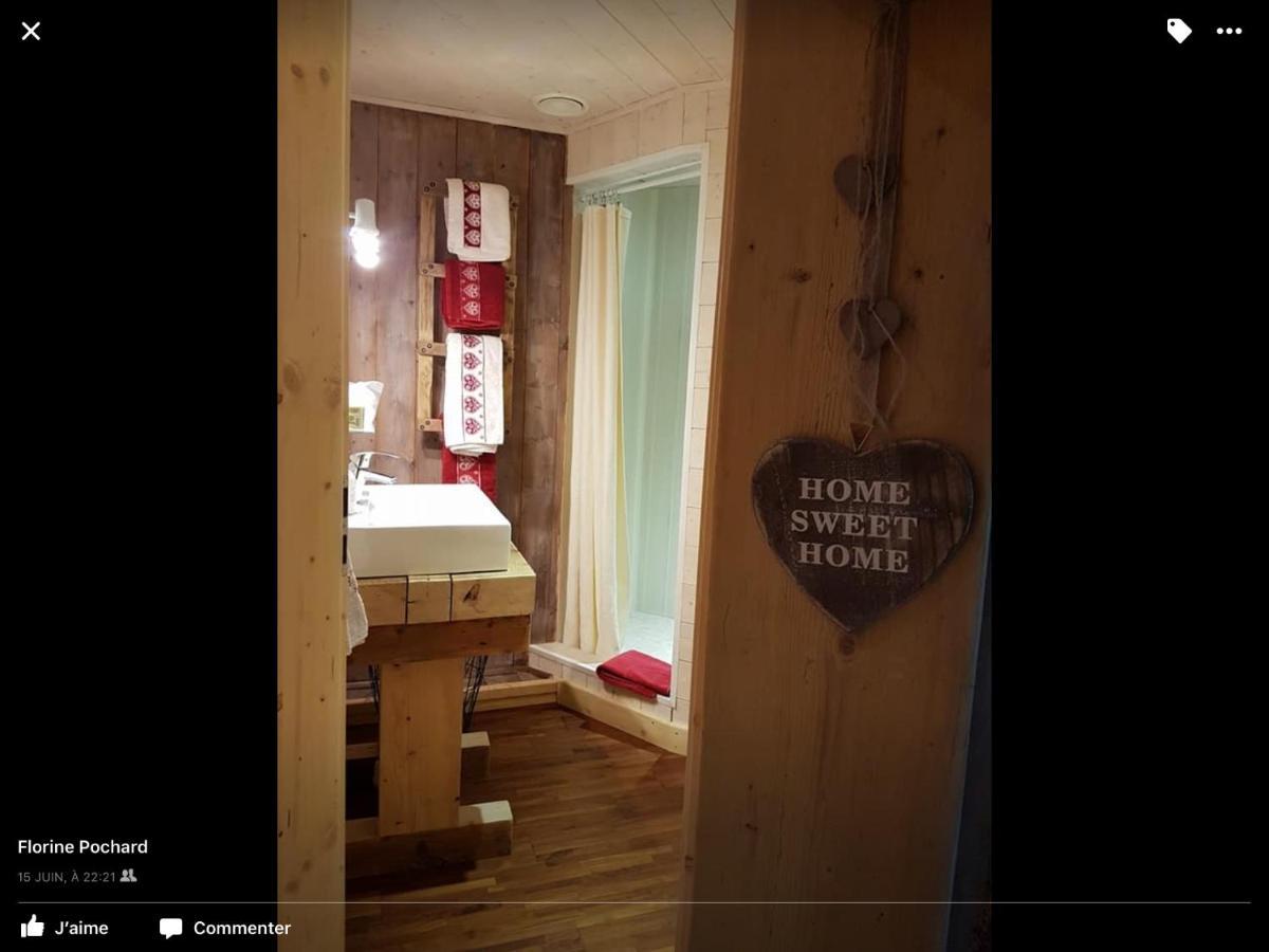 La Ferme De La-Haut B&B Le Haut-du-Them Buitenkant foto